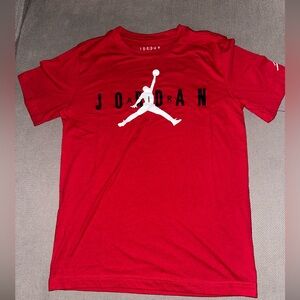 Jordan t-shirt for boys size L new